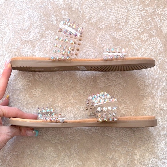 Brand New Steve Madden Blizie Sandals Clear Iridescent Multicolored Studs Spikes - Picture 3 of 15